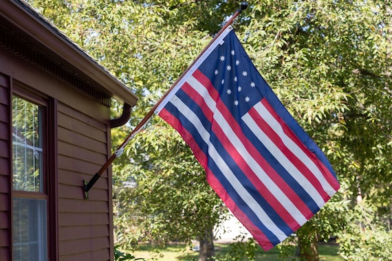 Trade Winds 2x3 US Serapis Flag – United States Banner With Grommets – Fade Resistant