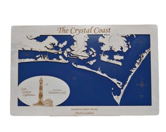 The Crystal Coast, Carolina del Norte con Cape Lookout - Mapa de madera cortada / grabada con láser de precisión