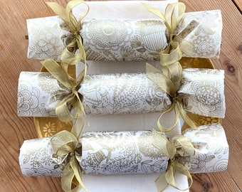 Gold Bohemian Party Cracker   Set of 8