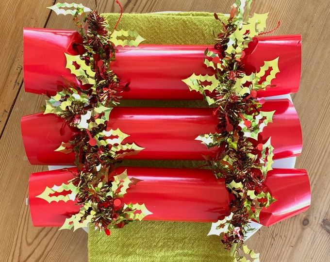 NEW Holly Christmas Cracker Set of 6 Etsy