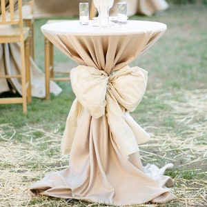 Champagne Tablecloths, At home, Rustic, Mothers Days, Anniversary, Graduation, Engagement party, Outdoor, Backyard wedding