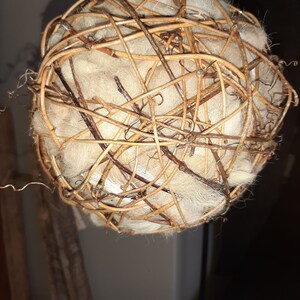Nesting Ball with Refill