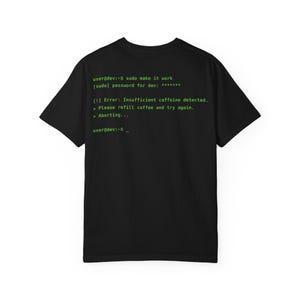 user@dev:- ターミナルコードTシャツ | プログラマーTシャツ、カフェインエラーコンソールTシャツ