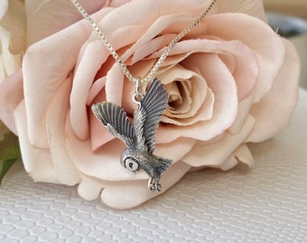 Sterling Silver Owl Necklace. Owl Jewelry, Strigiformes Jewelry, Bird Jewelry, Waterproof Jewelry, Nature Jewelry, Bird Lover Gift
