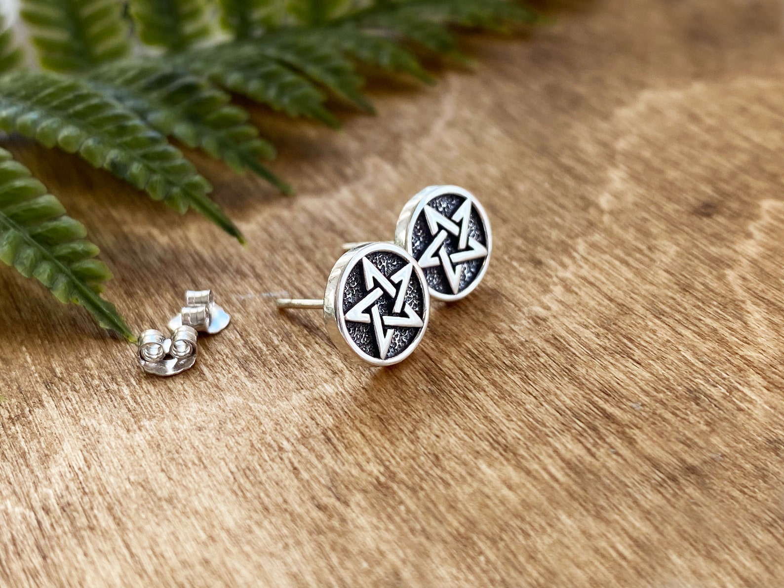 Pentagram stud earrings Clearance