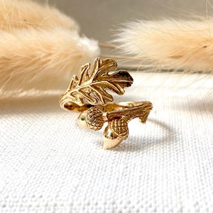 Gold Acorn with Oak Leaves Adjustable Ring. Oak Leaf Jewelry, Cottage Core Ring, Waterproof Jewelry, Adjustable Ring, Acorn Ring