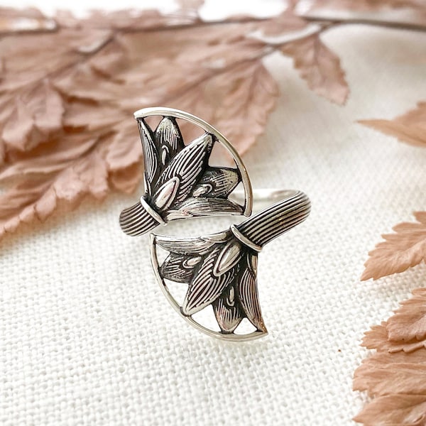 Sterling Silver Adjustable Lotus Blossom Ring, Egyptian Style Ring, Lotus Jewelry, Blossom Ring, Floral Jewelry, Waterproof Jewelry