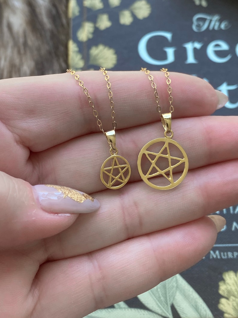 Gold Filled Pentagram Necklace: Tiny Wiccan Jewelry Bild 3