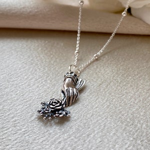 Sterling Silver Cottage Core Botanical Flower Necklace. Botanical