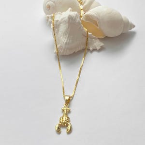 Gold Lobster Necklace. Lobster Jewelry, Sea Life Jewelry, Ocean Jewelry, Marine Life Jewelry, Beach Necklace, Summer Jewelry,Lobster Pendant