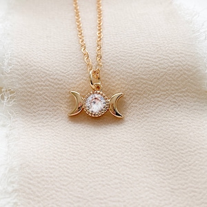 Collier phases de lune rempli d'or : bijoux de lune en zircone cubique