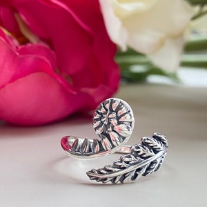 Sterling Silver Adjustable Fern Ring. Fern Leaf Jewelry, Adjustable Ring, Fern Jewelry, Cottage Core Ring, Spring Jewelry, Waterproof Ring