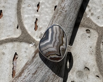 U.S. Size 10 - Freeform Crazy Lace Agate Mountain Ring in Sterling Silver- Artisan Sterling Silver Agate Ring with Hammered Band