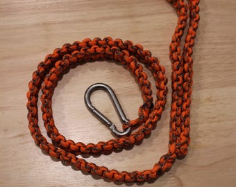 Hondenriem van paracord op maat: variabele lengte, diverse kleuren.
