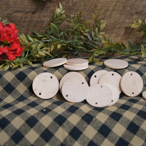 Wooden Circle Shaped Discs & S hooks for Family Birthday Calendars, image 2