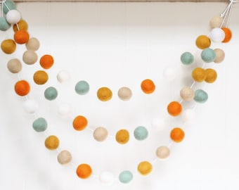 Felt Ball Garland Autumn, Pom Pom Garland, Fall Decor, Felt Balls, Bunting Banner, Thanksgiving Party Decor, Autumn Garland, Rustic Fall
