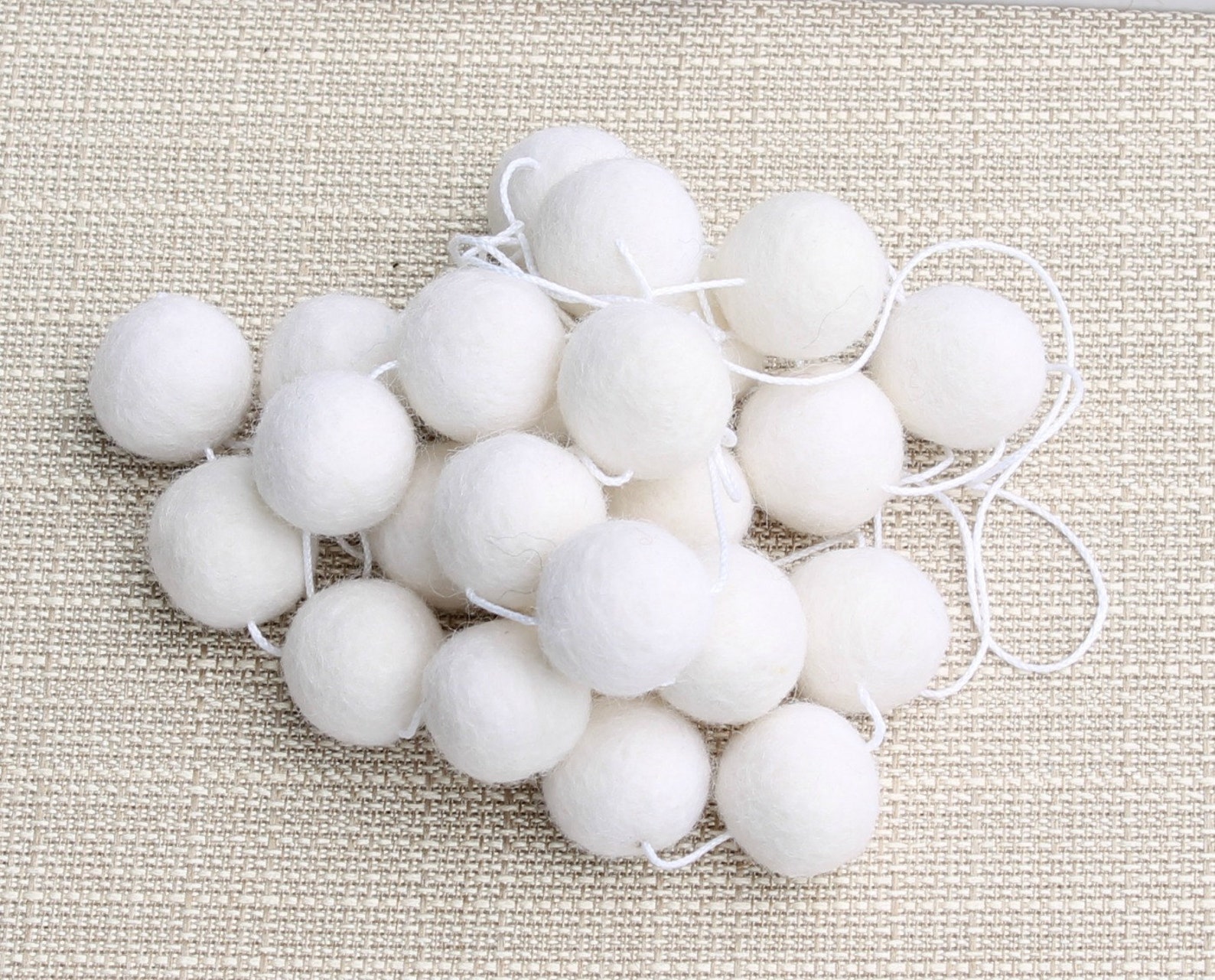 White Felt Ball Garland Pom Pom Garland White Felt Balls Etsy