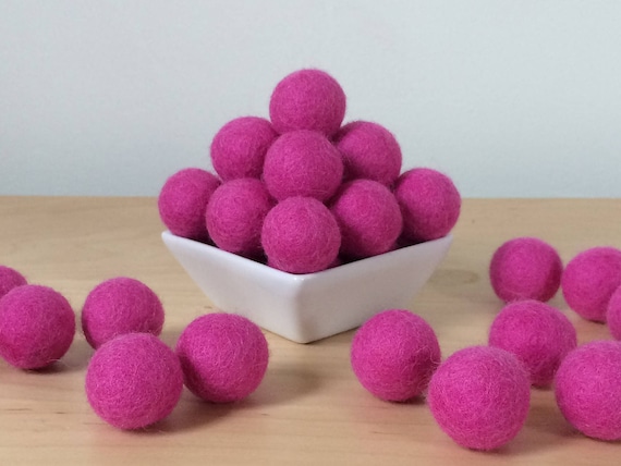 1cm/2.5cm/3cm Wool Felt Balls: CUSTOM COLORS, Felted Balls, DIY Garland  Kit, Wool Felt Balls, Felt Pom Pom, Felt Balls, Custom Felt Balls 