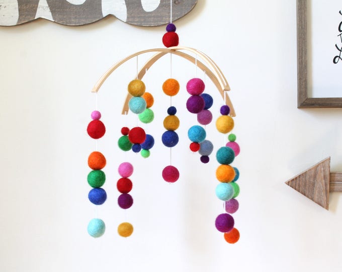 RAINBOW Felt Ball Mobile, Baby Mobile, Crib Mobile, Nursery Cot Mobile