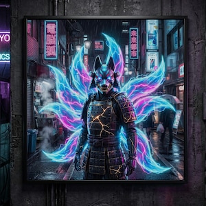 Può includere: Una stampa artistica da parete incorniciata raffigurante una figura di samurai che indossa una maschera e un'armatura scure e crepate, circondata da code di energia blu e rosa. Lo sfondo mostra una strada cittadina piovosa e illuminata al neon.
