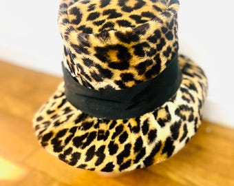FAUX FUR 1950 display picture 3