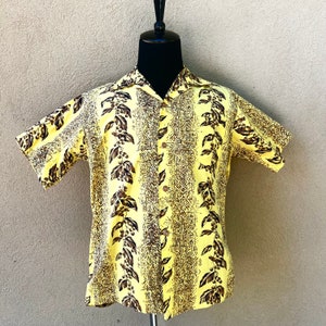 LYCHEE BORDER Print 1950’s 50s Vintage Aloha Yellow & Brown Cotton Loop Point Collar Hawaiian Luau Reef Tiki Floral Tropical Shirt L 46