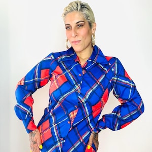 BLUE Plaid 1970’s 70s Vintage Retro Fall Fashion Lady Arrow Point Collar Button Up Down Polyester Disco Boho Casual Fitted Blouse Top S M