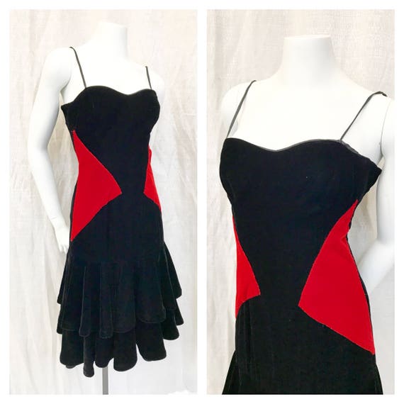 BLACK WIDOW 1950's Style 1980's 80s Vintage Flapp… - image 1