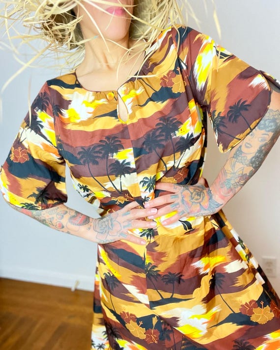 ROYAL HAWAIIAN 70’s 70s Vintage Retro Slinky Poly… - image 6