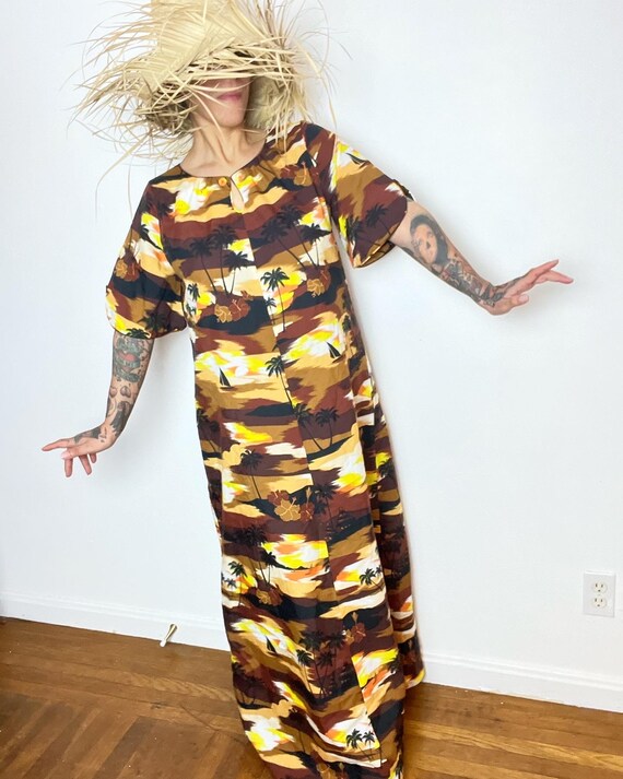 ROYAL HAWAIIAN 70’s 70s Vintage Retro Slinky Poly… - image 3