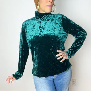 CRUSHED VELVET Spruce Green 1990’s 90s Y2K Vintage Gothic Boho Retro Scalloped Edge Ruched Pullover Mockneck Turtleneck Blouse Top L