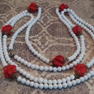 Vintage Red and White Glass Bead Necklace