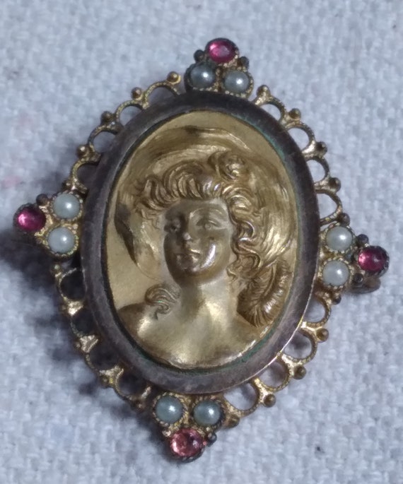 Antique Edwardian Gibson Girl Brooch