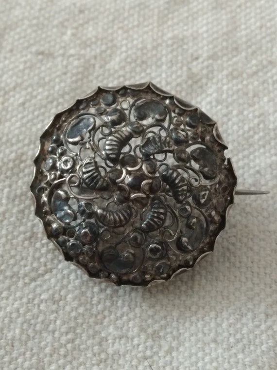 Antique Silver Metal Filigree Pin Brooch