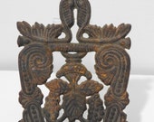 Vintage Cast Iron Trivet Jamestown Virginia
