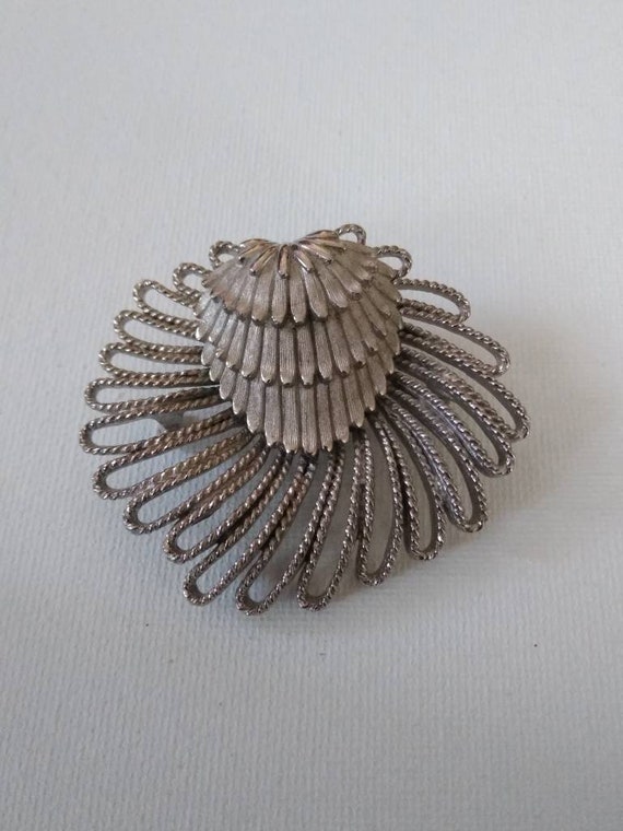 Vintage Unsigned Silver Tone Brooch - image 1