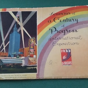 Vintage 1933 Souvenir of a Century of Progress International Exposition Booklet