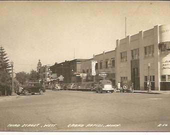 Vintage RPPC Grand Rapids Minnesota Postcard Street Scene