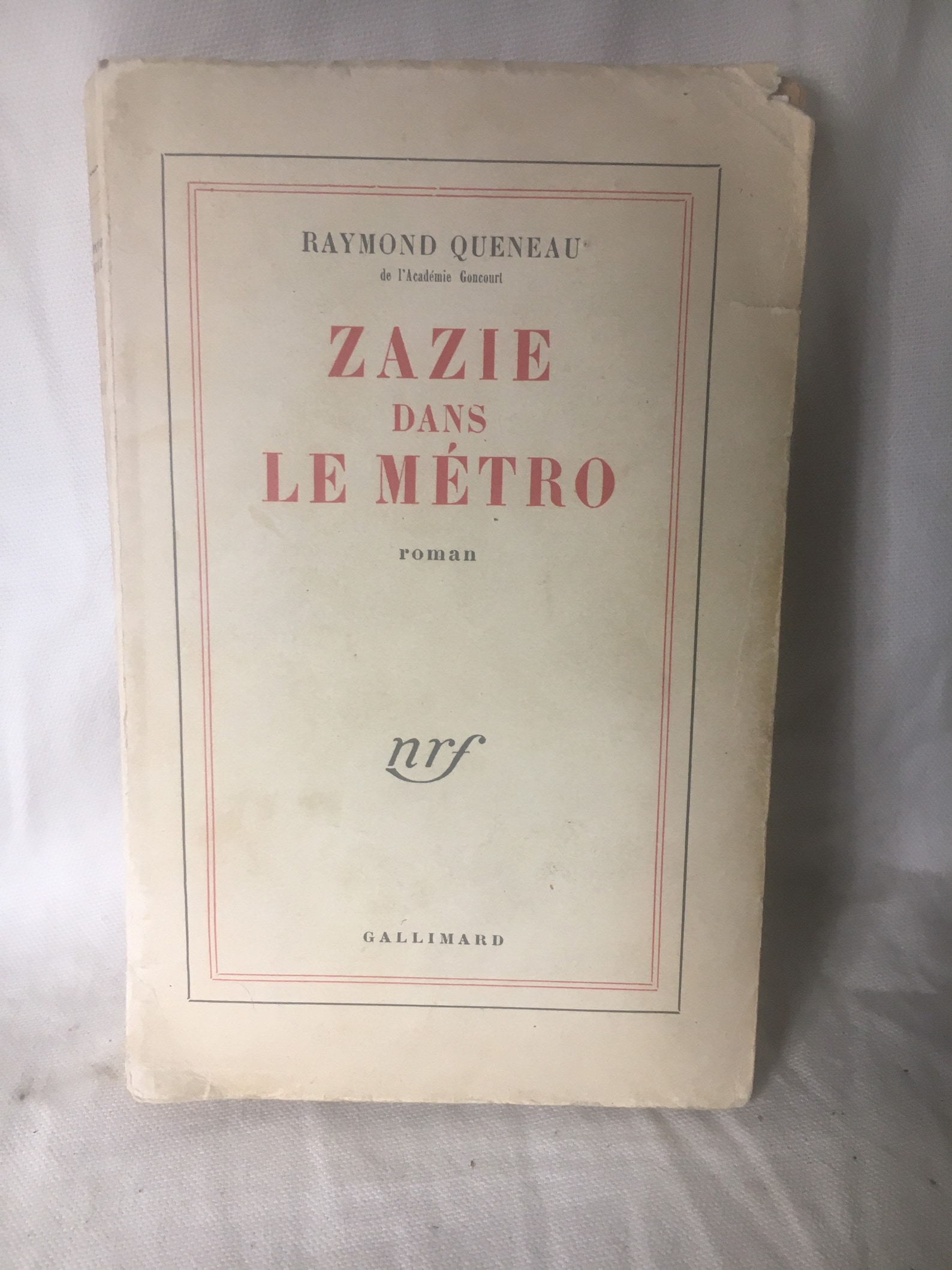 Zazie Dans Le Metro Roman. By Raymond Queneau. 1959. Etsy Zazie Dans Le Metro Roman. By Raymond Queneau. 1959. Etsy