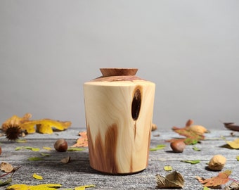 Small Wood Vase, Nordic Style Wooden Vessel, Wooden Vase for Dried Flowers, Juniper Wood Vase, Organic Wood, Wood Fall Decor