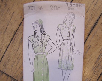 1940's Convertible Collar Dress New York Pattern, 1940's, Factory Folded, Belted Dress, New York Pattern, Dress, Breast Pocket , Sewing, #3