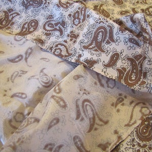 1960s Paisley Rayon Blend Fabric, Rayon Fabric, Draping Fabric, Paisley Fabric, Mid Century, Paisley, Brown, Rayon Blend image 3