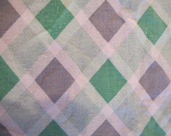1940's Green and Gray Plaid Feed Sack Fabric Piece, Flour Sack, Feed Sack, Grain Sack, Cotton, Quilter Weight, Green, Gray, Plaid