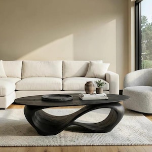 Mesa de centro de lujo de madera maciza con base ondulada hueca retorcida para sala de estar.