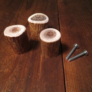 Real Elk Antler Knob Knobs Pulls for Cabinet Doors, Drawers, Dressers, Kitchen Bath Hardware Shed Hardware