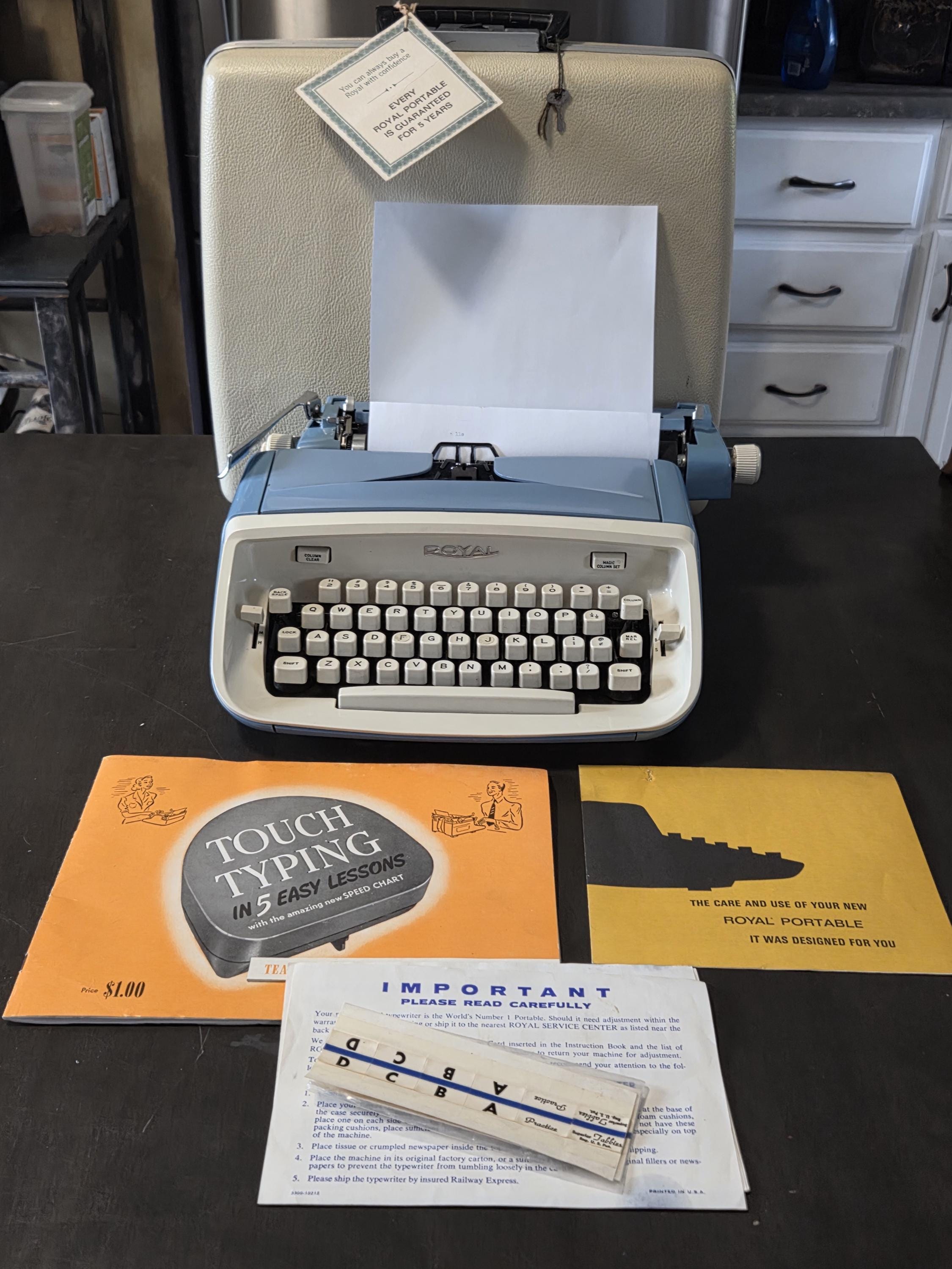 Royal Safari Typewriter - Etsy