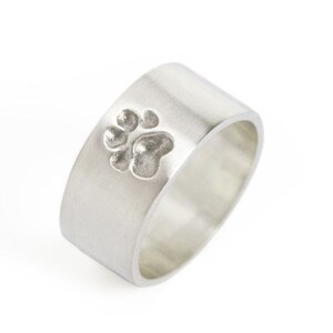 Echter 3D Pfotenabdruck Ring, personalisiert, Hund Pfote Ring, Hund Andenken, breiter Ring, Pfotenabdruck personalisiert, Hundepfote Bild 1