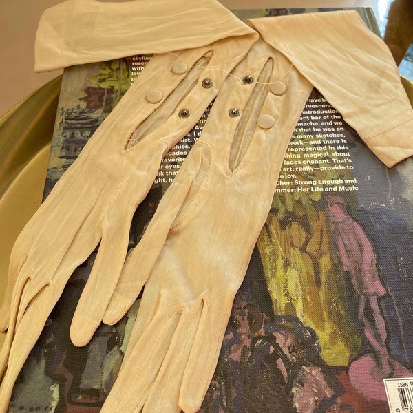 vintage Mohawk 'Double Tipped' beige / crème foncée long, gants de soirée en soie.  Taille 6. Fabriqué aux États-Unis