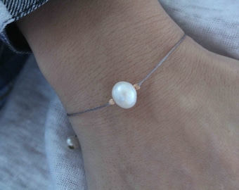 Pearl Bracelet | Minimalist White Pearl Bracelet |  Colorful pearl bracelet | Minimalist bracelet | Everyday bracelet | Pearl Bead Bracelet