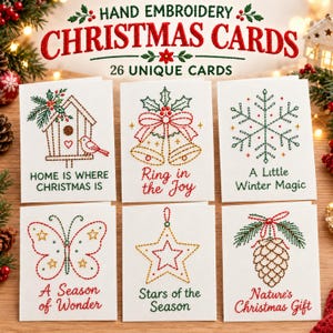 Può includere: Un set di 26 biglietti d'auguri bianchi con ricami a mano raffiguranti una casetta per uccelli, campane, un fiocco di neve, una farfalla, una stella e una pigna. Ogni biglietto include testi festivi come Home is Where Christmas Is.